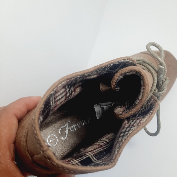 Faux Suede Booties NWOT - Picture 5 of 8